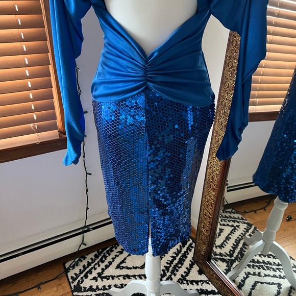 Evening dress - Picture 11 of 12